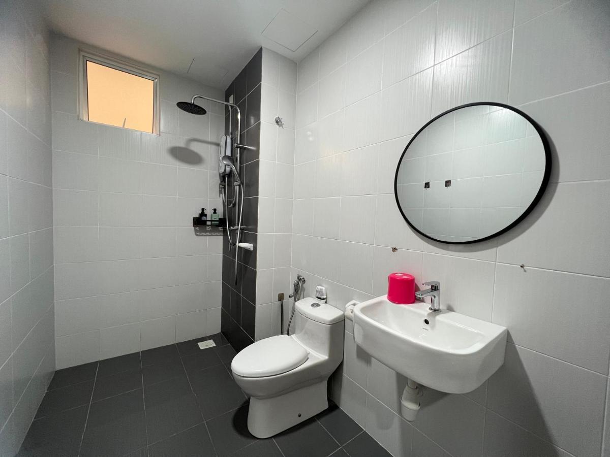 말라카 New!! Loving Night Novo 2Br 4-9Pax I Jonker I Netflix I Family 아파트 외부 사진